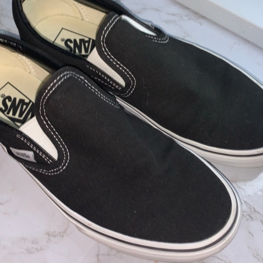 VANS SLIP ON